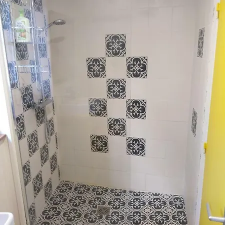 Tour Duguesclin Apartment